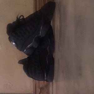 Jordan Thirteen Black Cats Size 4